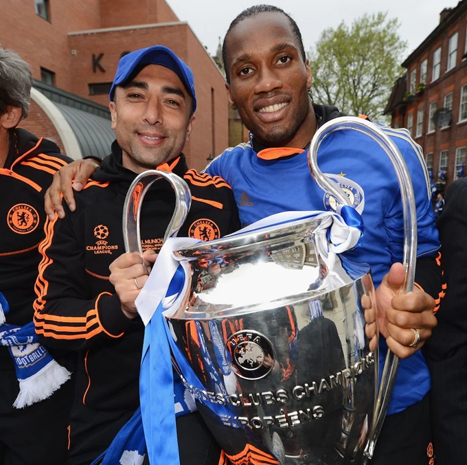 Roberto di Matteo đã mất việc chỉ 8 tháng sau khi đoạt Champions League cùng Chelsea