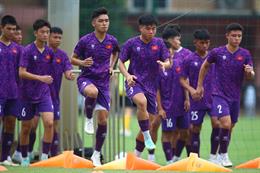 Cận cảnh buổi tập đầu tiên của U17 Việt Nam tại Nhật Bản